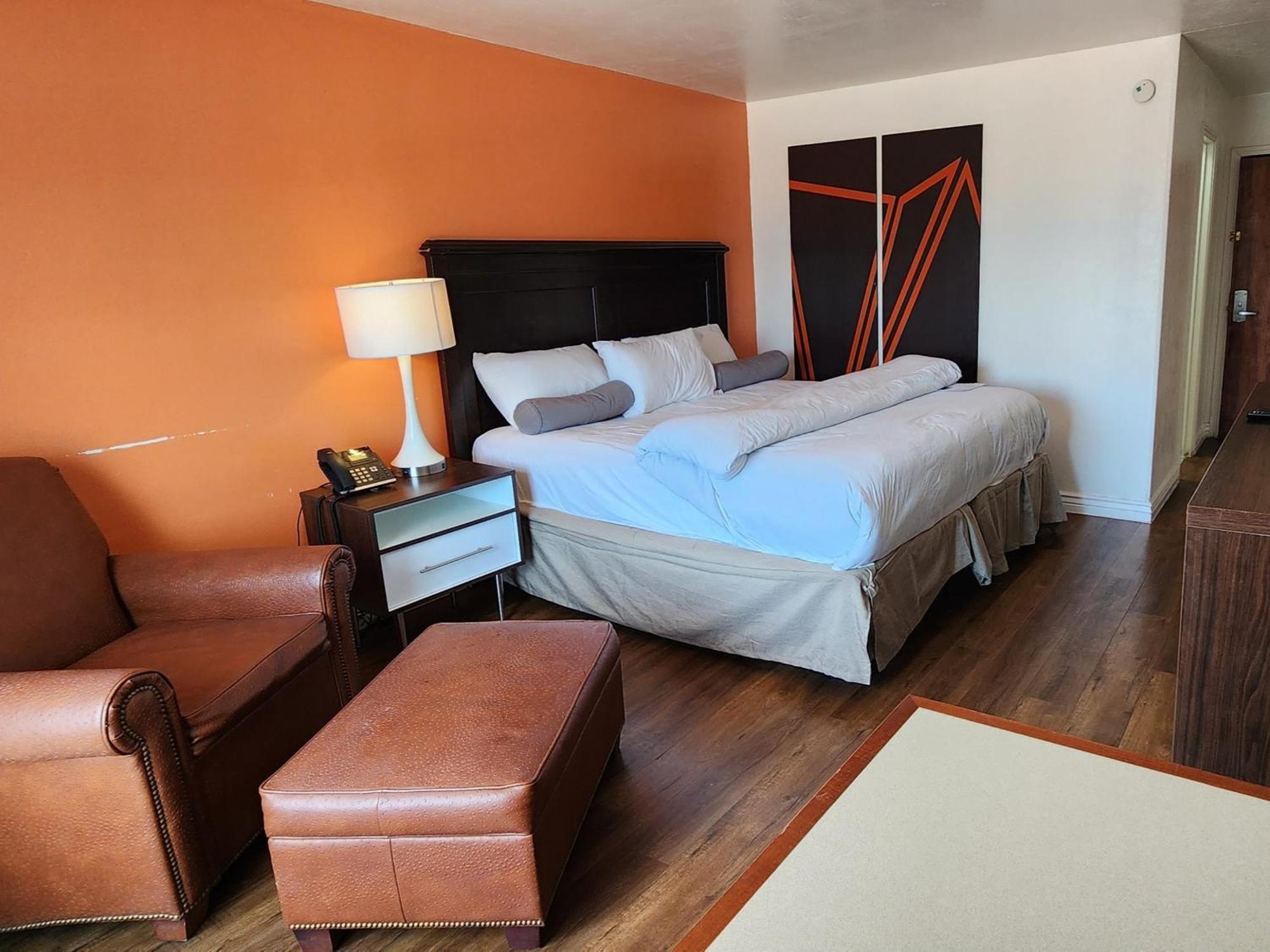 B&J Hotel And Apartments Pecos Luaran gambar